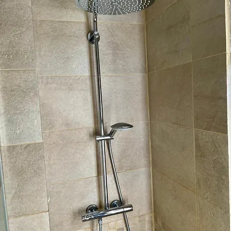 L Altitude 3 Pièces Centre Station Moderne Et Rénové *